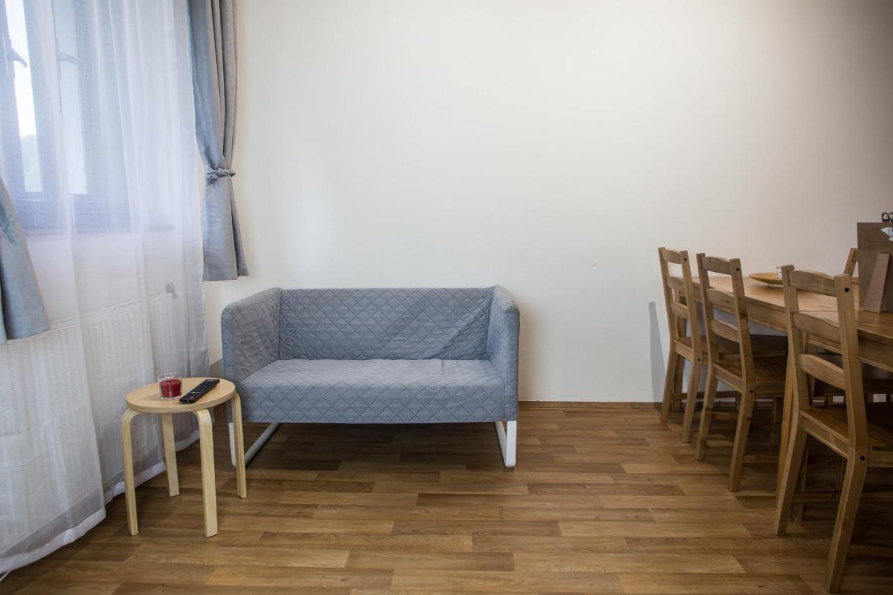 Apartmany Ve Mlejne Cachrov Екстериор снимка